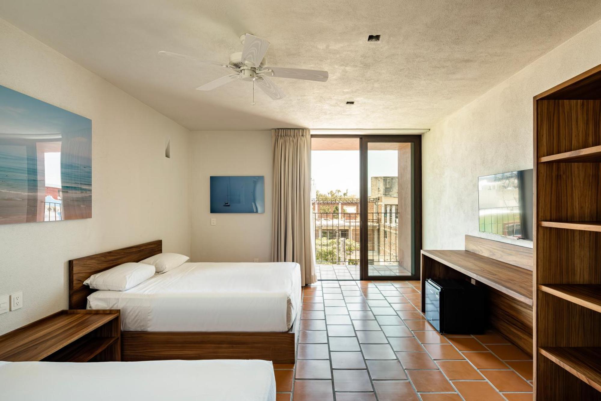 Hotel Aurelia San Patricio Melaque Exterior photo